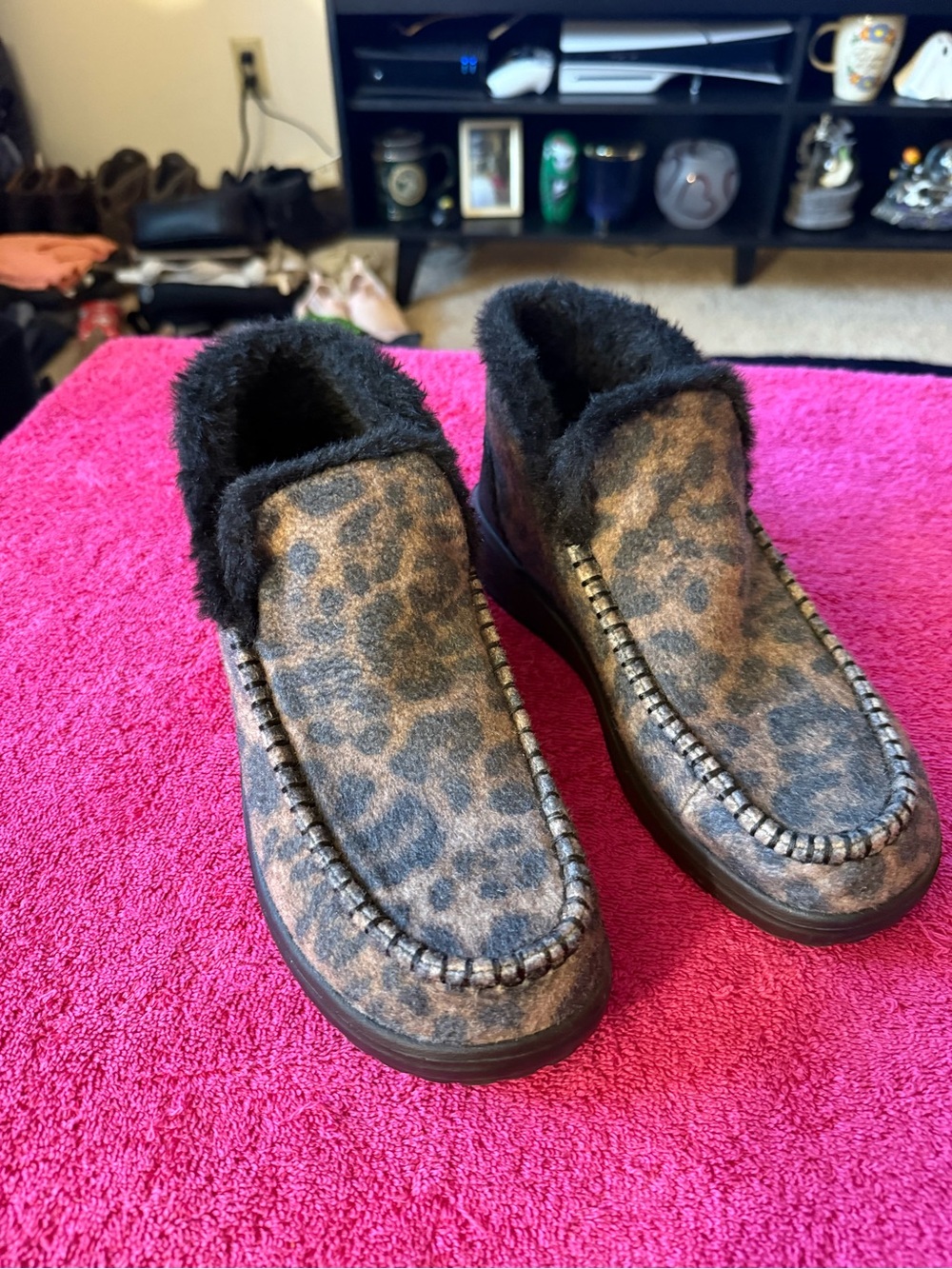Hey Dude Black Faux Fur Lined Slip-On Mule